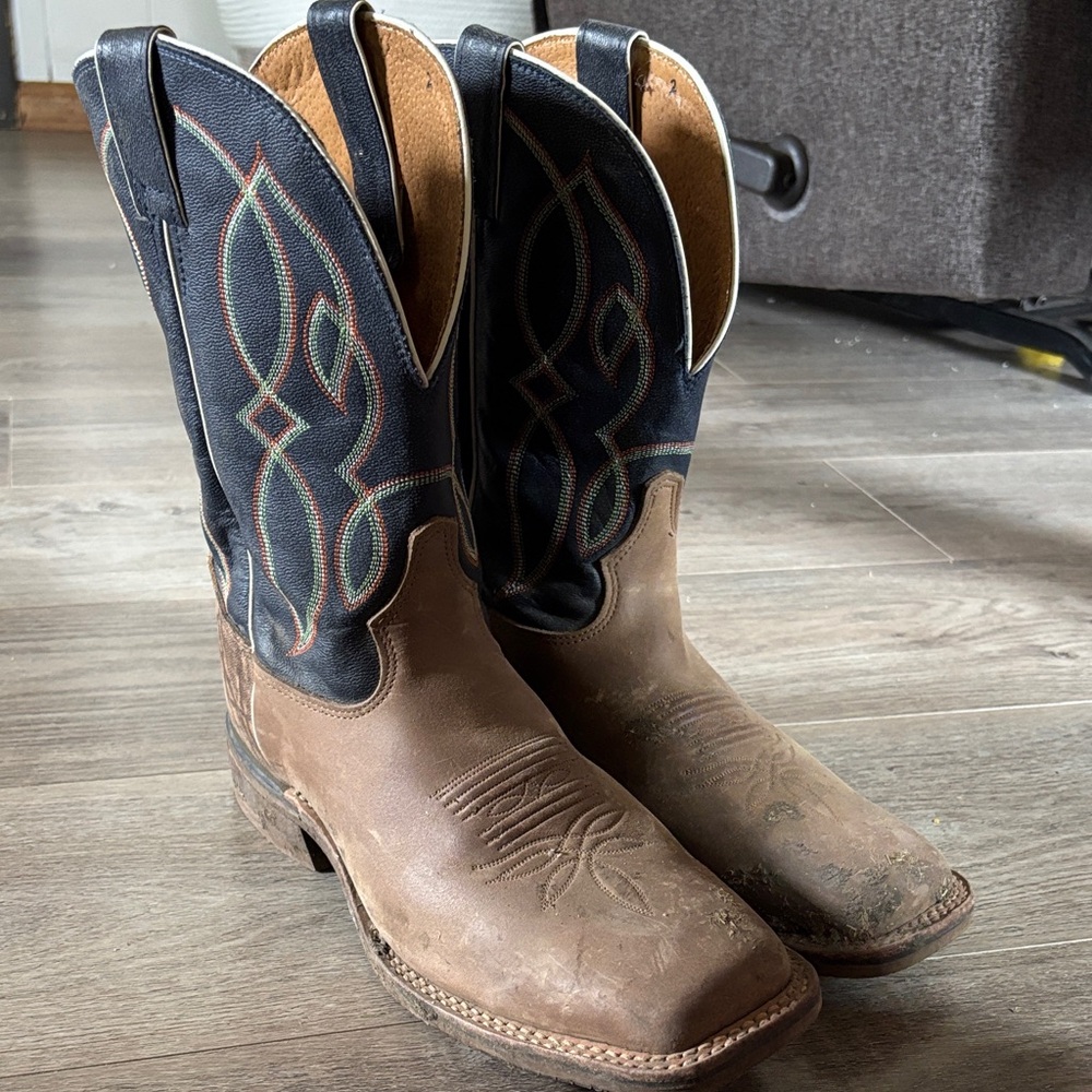 Tony Lama men’s boots